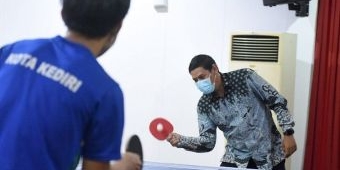 Wali Kota Ajak Warga Kediri Dukungan Atlet Tenis Meja pada Turnamen BNN Nasional 'Smash on Drug'