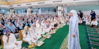 Peringati Tahun Baru Islam 1448 H, Gubernur Khofifah: 1 Muharram Momentum Perkuat Kesalehan Sosial