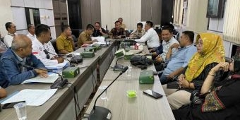 Pesangon Belum Diberikan Sepenuhnya, Komisi IV DPRD Gresik Mediasi 23 Pensiunan PT Swadaya Graha