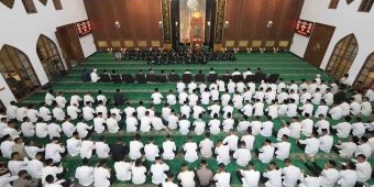 HUT ke-77 Bhayangkara, Polda Jatim Gelar Sholawat dan Doa Bersama