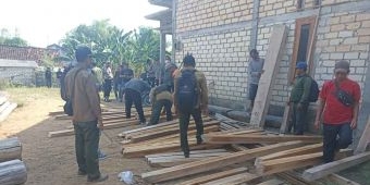 Perhutani Gerebek Kayu Jati Ilegal di Tuban, Petugas Ringkus 3 Terduga Pelaku