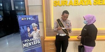 Polantas Menyapa: Inovasi Humanis Samsat Surabaya Selatan Bantu Wajib Pajak