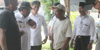 Minta Eksekusi Rumahnya Ditunda, Janda di Rejoso Nganjuk Surati Presiden dan Gubernur