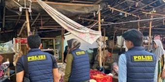 Satgas Pangan Polres Sampang Cek Harga Bapok di Pasar Srimangunan Jelang Lebaran