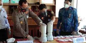 Kejari Nganjuk Musnahkan Ribuan BB dari 118 Perkara