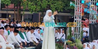 Semarak Ngabuburit Bareng Khofifah-Emil di Grahadi