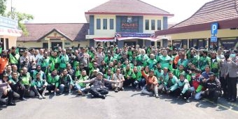Polres Mojokerto Kota Gelar Doa Bersama Ratusan Komunitas Ojol