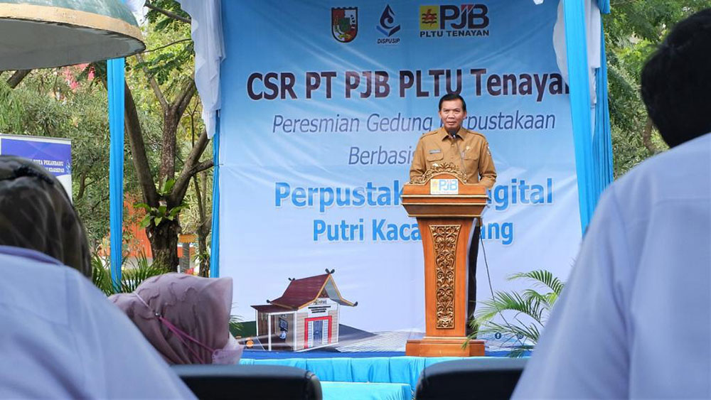 Peresmian gedung perpustakaan digital dengan bahan bangunan dari abu sisa pembakaran batu bara di Kota Pekanbaru.