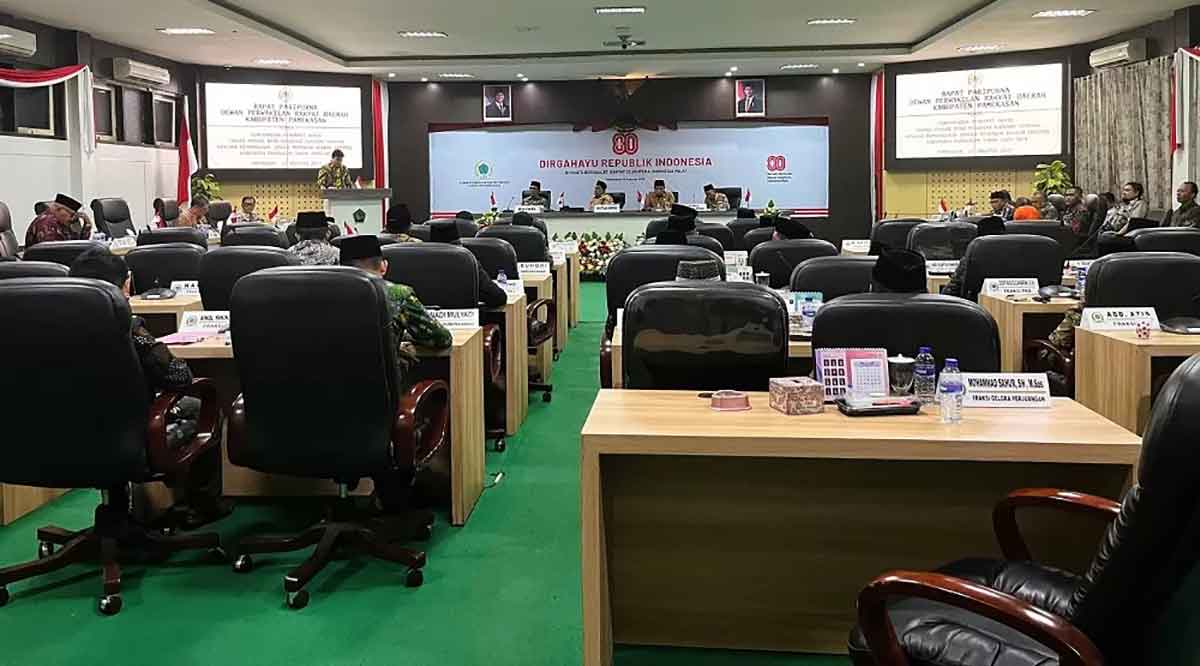 Rapat paripurna yang digelar DPRD Pamekasan.