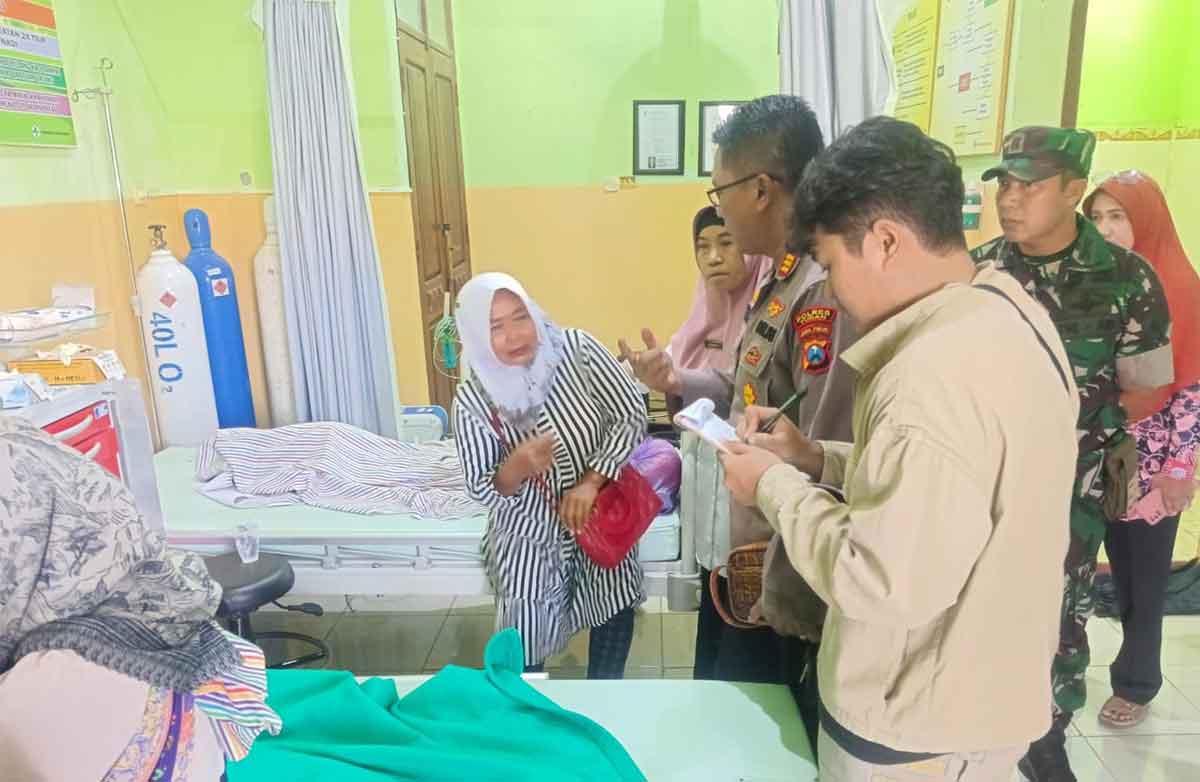 Korban saat berada di Puskesmas Merakurak, Tuban. Foto: Ist