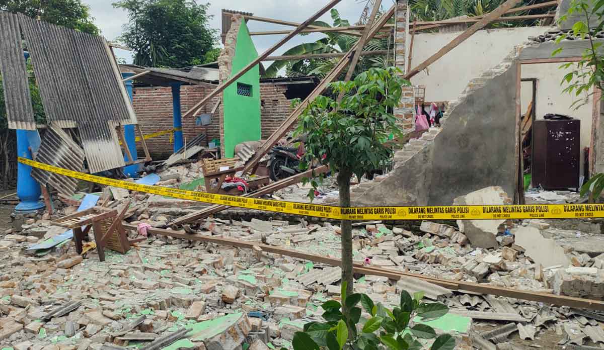 Ledakan Petasan di Kediri, 1 Orang Dilarikan ke Rumah Sakit