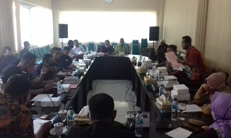 Mengaku di-PHK Sepihak, Karyawan PT AFU Wadul Dewan