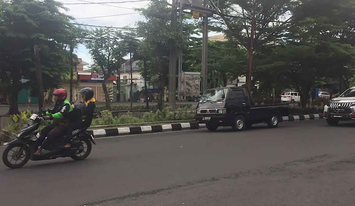 TKP Penjambretan di Surabaya.
