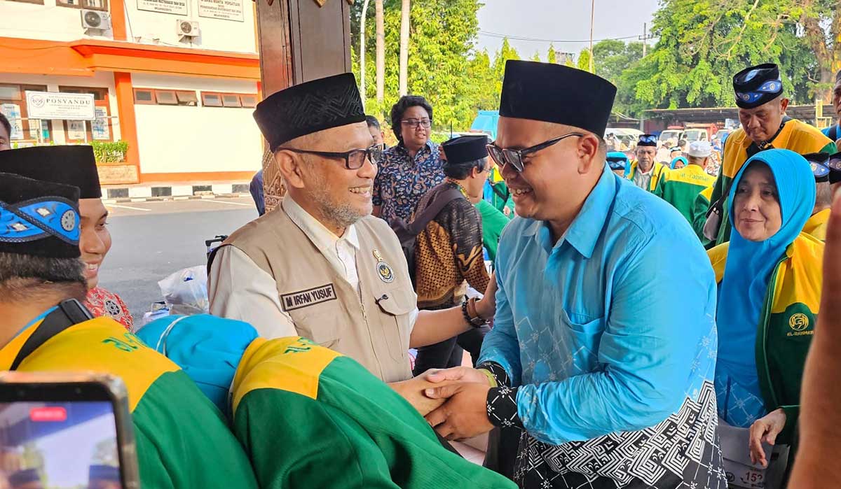 tiba-di-tanah-air-jemaah-kloter-65-dari-mojokerto-apresiasi-peningkatan-layanan-haji