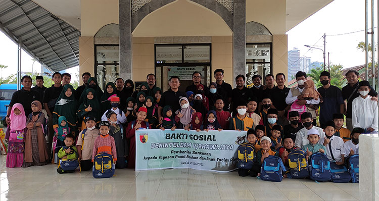 Denintel Kodam V/Brawijaya Salurkan Bantuan Untuk Yayasan Gray