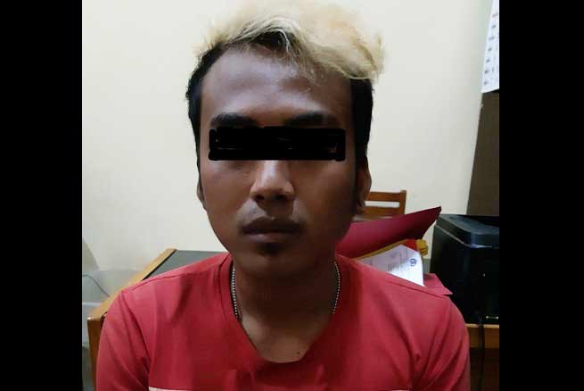 Tersangka yang berhasil diamankan polisi.