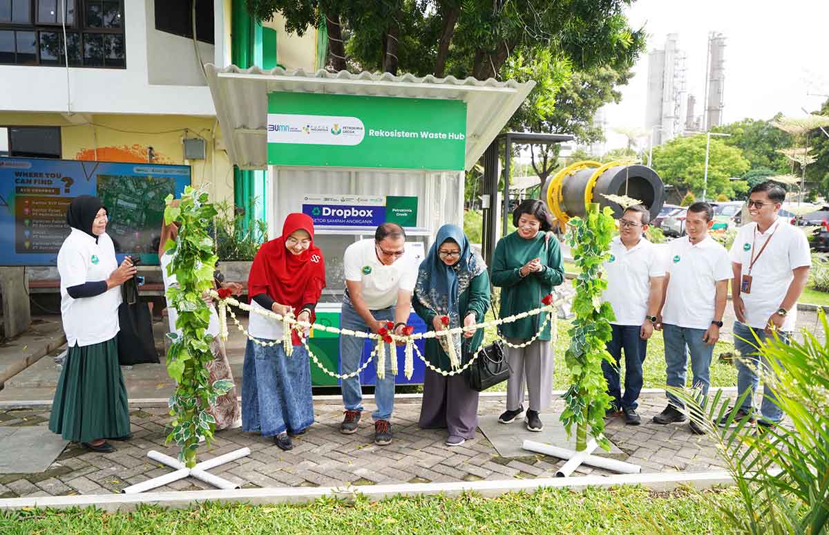 Eco-Dropbox, Solusi Pengelolaan Sampah dari Petrokimia Gresik