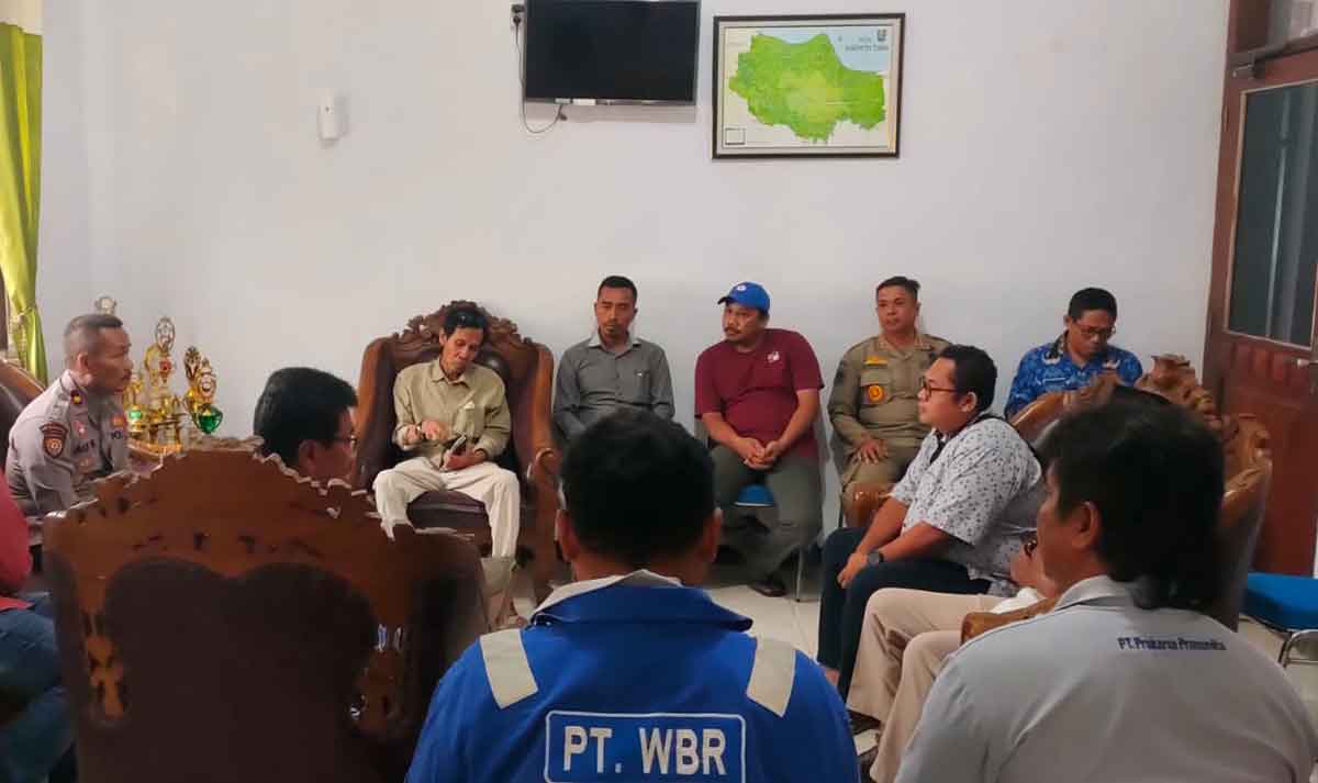 Audiensi antara Pertamina EP dengan warga Senori, Tuban.