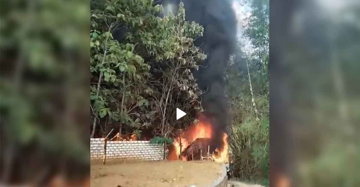 Kebakaran Sumur Tua di Tuban, Asap Hitam Pekat Selimuti Langit Desa Sidoharjo