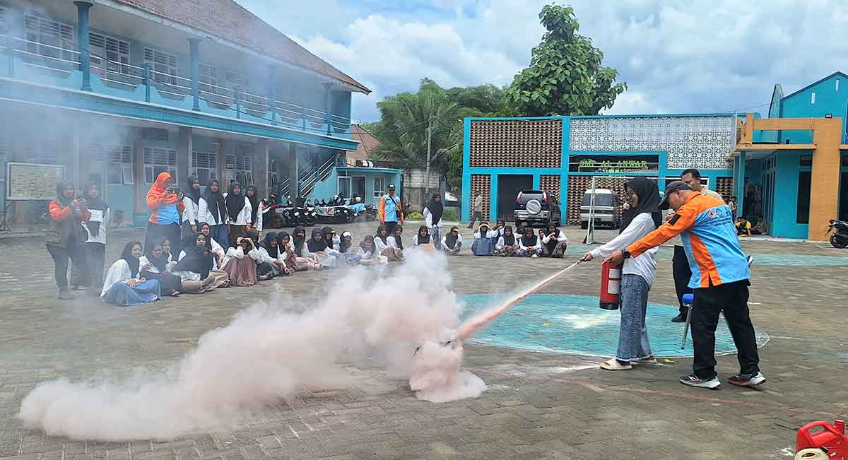 Pelatihan yang dilakukan BPBD Jatim untuk santri, ustadz, serta ustadzah dalam menghadapi bencana.