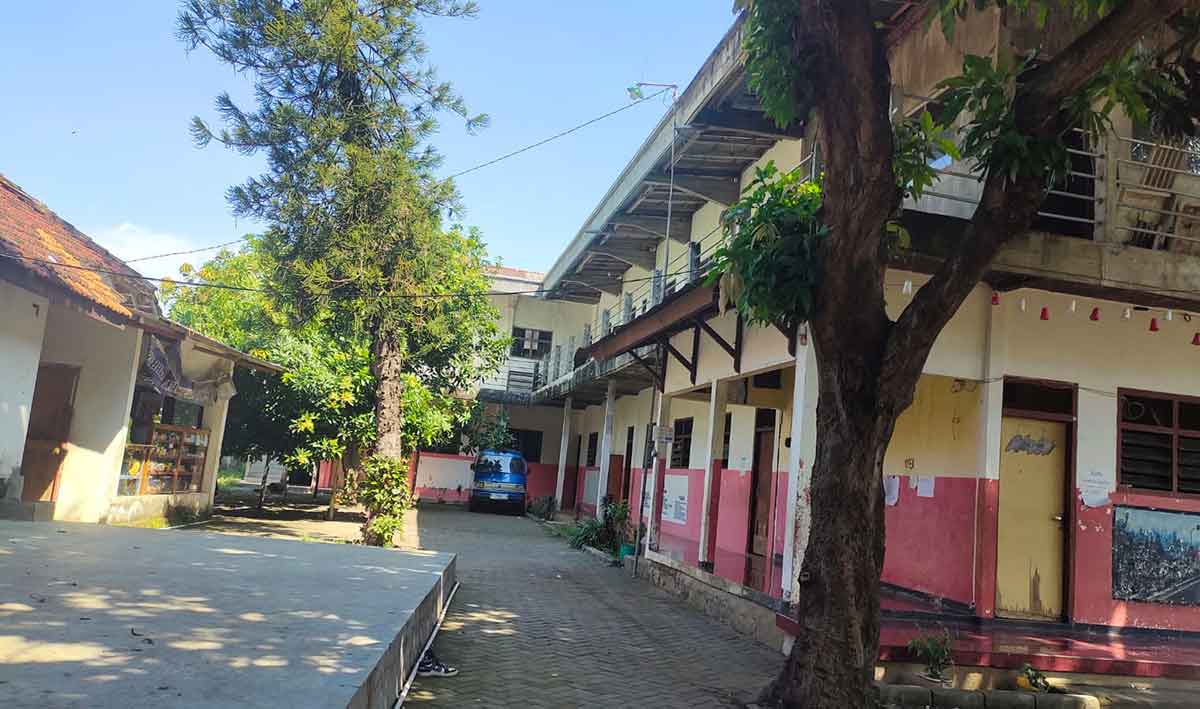 SD Islam Terpadu An Nadwah, Desa Kalianget, Kecamatan Banyuglugur, Situbondo.