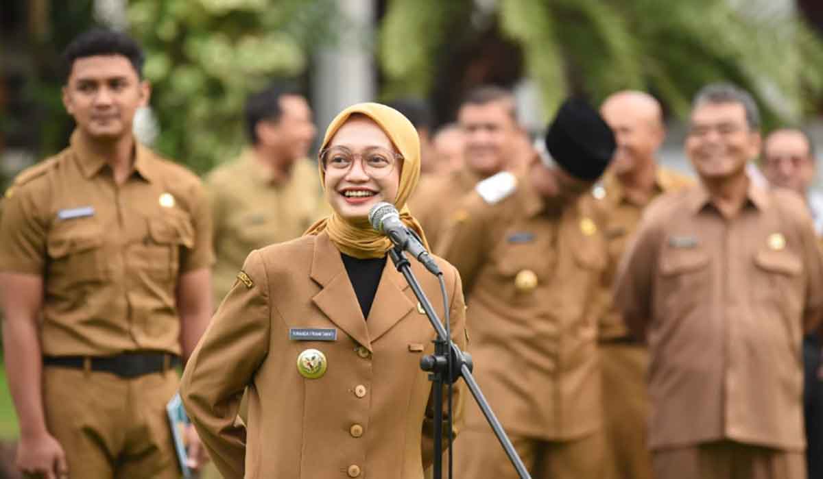 Wali Kota Kediri saat memberi sambutan.