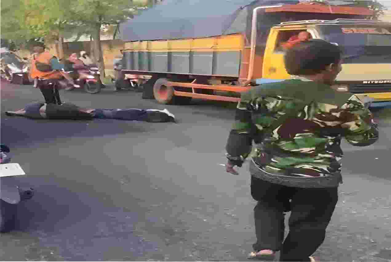 Tangkapan layar dari akun Instagram @infoseputardriyorejo, kecelakaan di jalan Tenaru Driyorejo