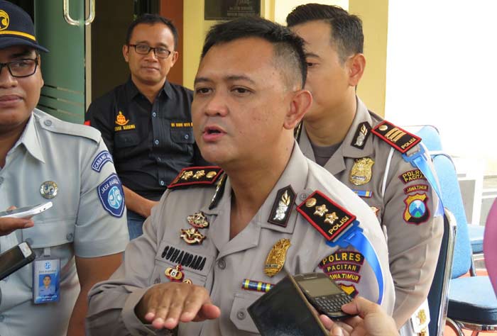 AKBP Suhandana Cakrawijaya, Kapolres Pacitan.