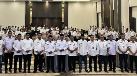 Foto bersama peserta Forum Dialog yang digelar Pemkab Pamekasan