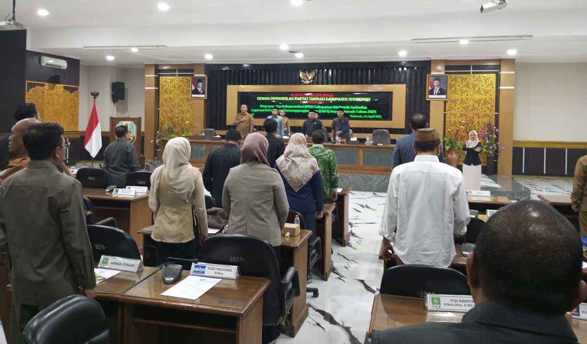 Rapat paripurna penyampaian LKPJ Bupati Situbondo 2025.