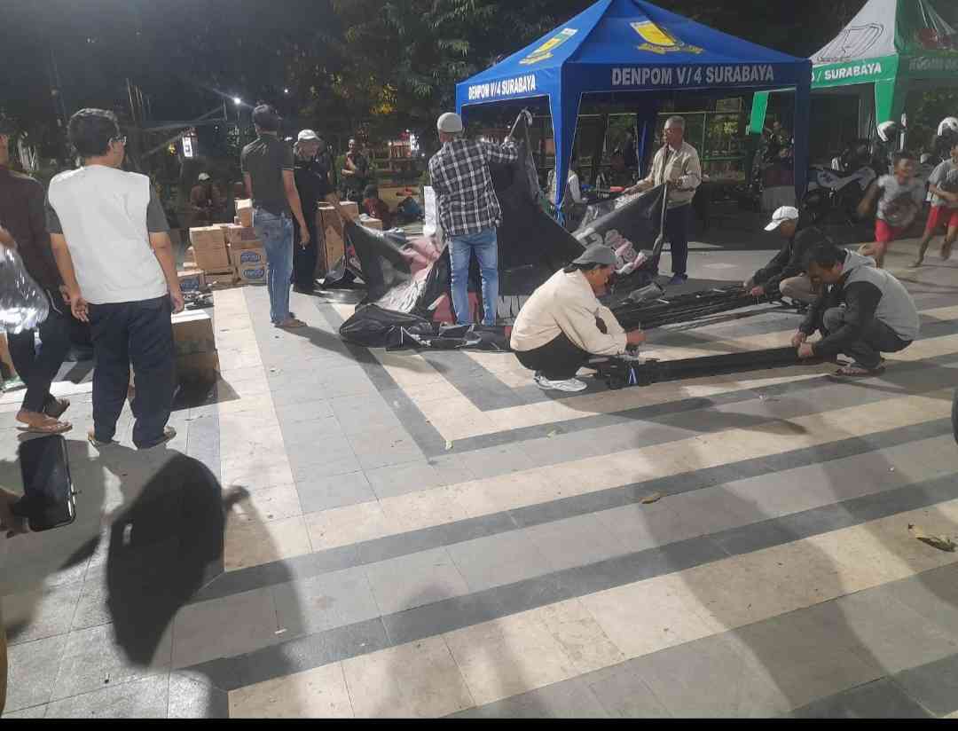 Posko Sholeh Dibongkar Sendiri, Dibawa Pulang, Demo Turunkan Khofifah Batal Digelar