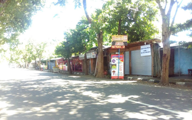 SEPI. Semua warung di area Lebak Tumpang Kediri Jawa Timur tutup. (foto: ist)