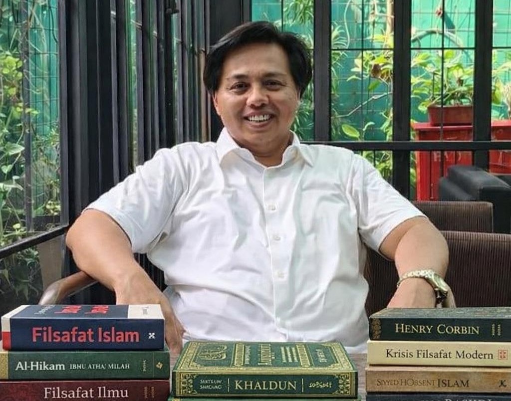 HRM. Khalilur R. Abdullah Sahlawiy (Gus Lilur)