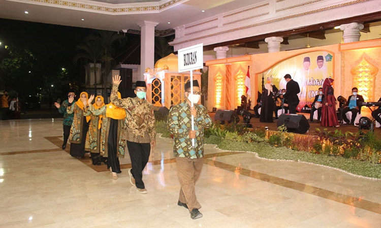 KAFILAH: Suasana Pembukaan MTQ ke-29 Sidoarjo di Pendapa Delta Wibawa, Jumat (6/11/2020) malam. (foto: ist)