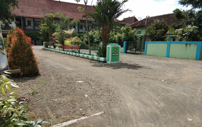 Lahan aset Pemkab Nganjuk yang saat ini digunakan Stikes. foto: BAMBANG/ BANGSAONLINE
