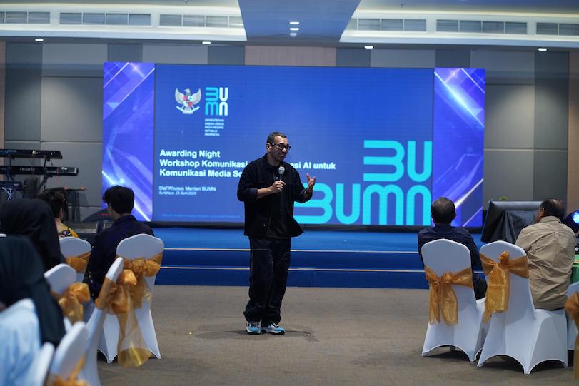 Staf Khusus Menteri BUMN, Arya Sinulingga saat menyampaikan materi. FOTO: ist.