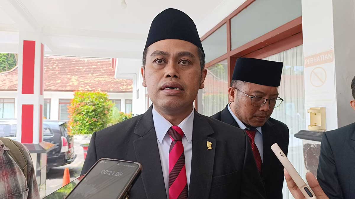 Wali Kota Blitar, Syauqul Muhibbin.