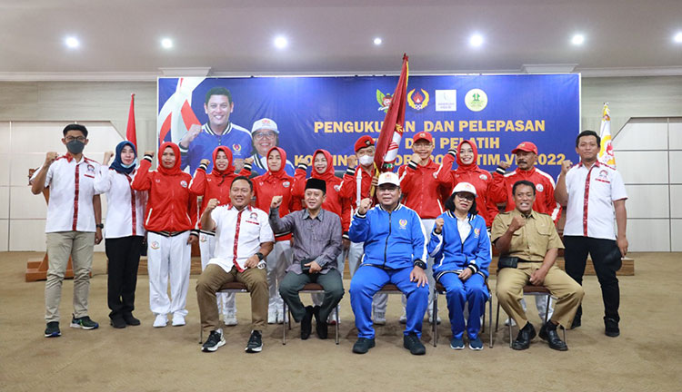Para Atlet yang akan diberangkatkan ke Fornas ke 6 di Pelembang. Foto : ist.