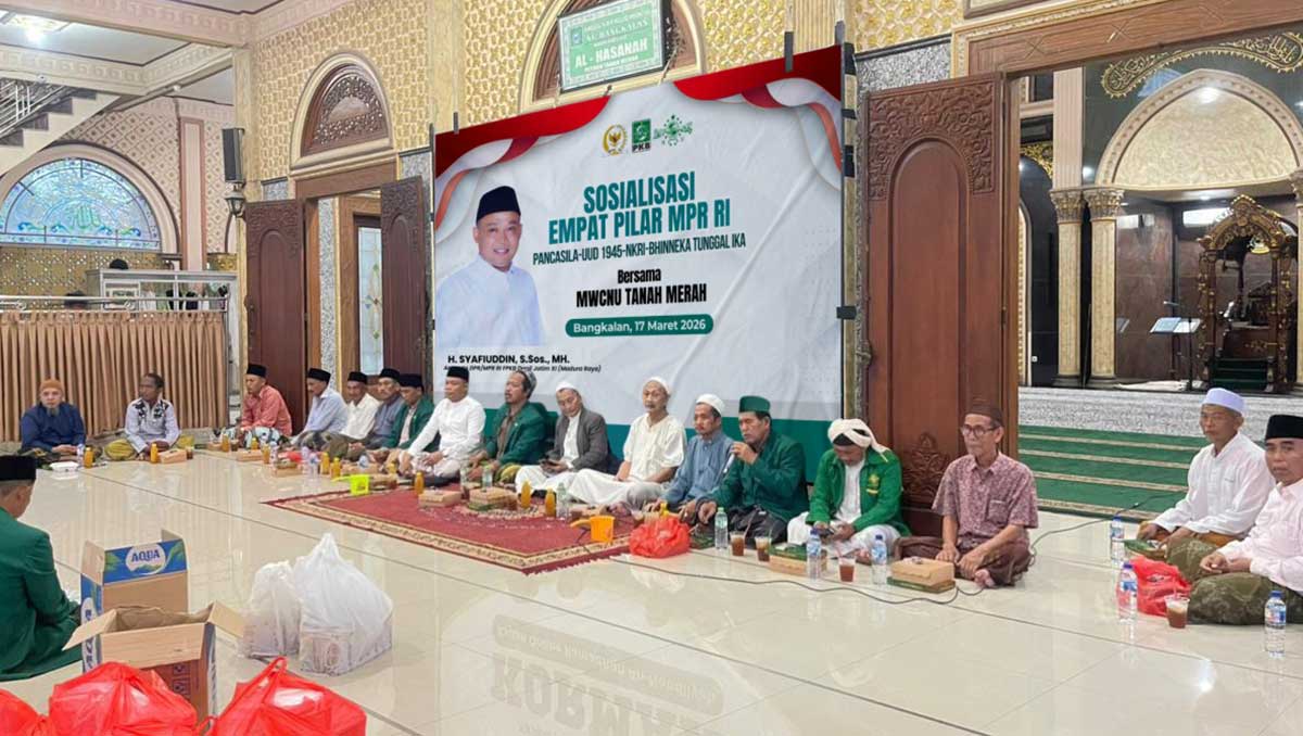 Sosialisasi 4 Pilar Kebangsaan di Masjid Tanah Merah, Bangkalan. 