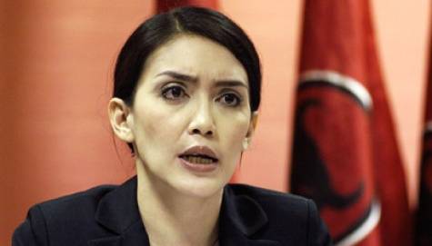 Rieke Diah Pitaloka termasuk anggota DPR RI sering nongol di media massa karena sering mengeritik kebijakan pemerintah. Tapi data versi Kontras tingkat kehadirannya di gedung DPR RI malah nol persen. Foto: tempo.co.id