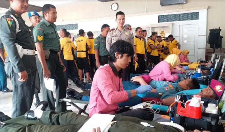 Peringati HUT Ke-64, Satlantas Polresta Sidoarjo Gelar Donor Darah