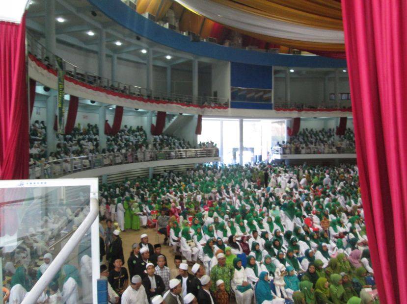 Ilustrasi. Ribuan warga NU memenuhi gedung Balikpapan Sport and Convention Center atau yang biasa disebut Dome Balikpapan  mengikuti Tabligh Akbar peringatan Harlah Muslimat NU ke-67 dan Pelantikan Pengurus Cabang Nahdlatul Ulama Balikpapan, Sabtu (20/4) lalu. Foto: madinatuliman.com
 