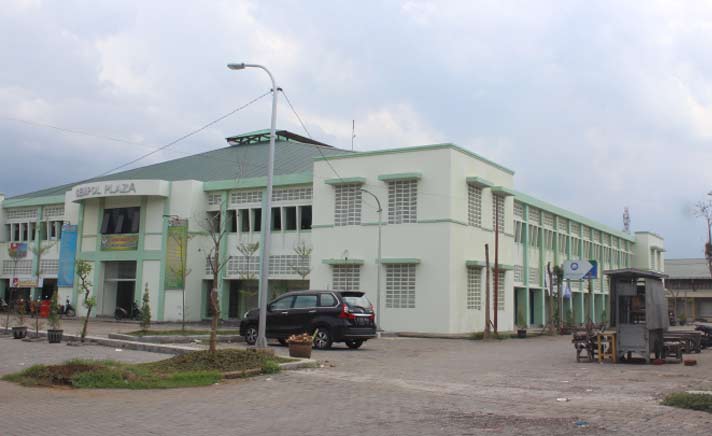 Plaza Gempol, salah satu pasar daerah yang baru saja direhab.