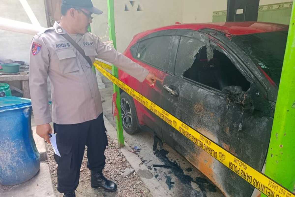 Mobil Honda HRV Warga Sumenep Ludes Diduga Dibakar OTK