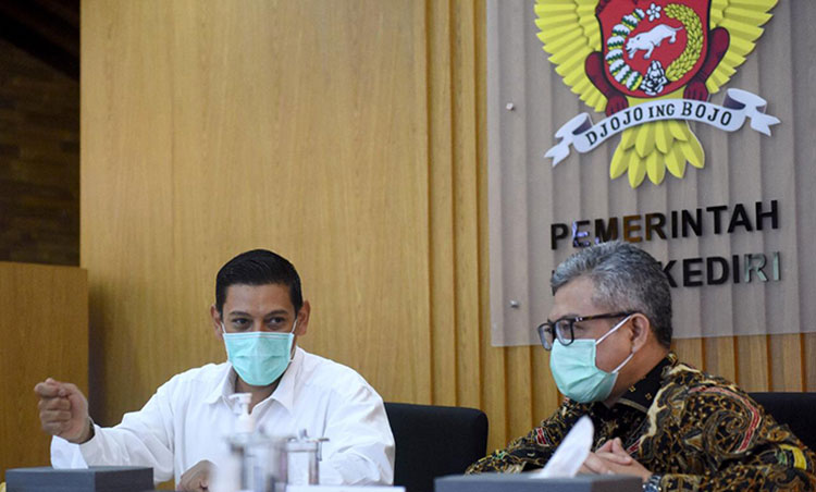 Pimpin Rakor TP2DD, Wali Kota Kediri: Inovasi Transaksi Digital Solusi Pembayaran Masyarakat