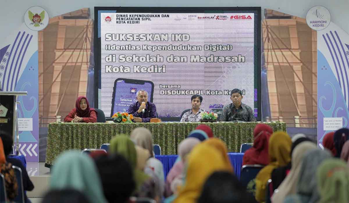 Aktivasi Identitas Kependudukan Digital bagi pendidik dan tenaga kependidikan jenjang Taman Kanak-Kanak di Kota Kediri. Foto: Ist