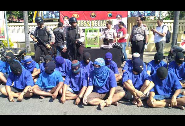 Bandit-bandit yang berhasil ditangkap. foto: eky nurhadi/ BANGSAONLINE