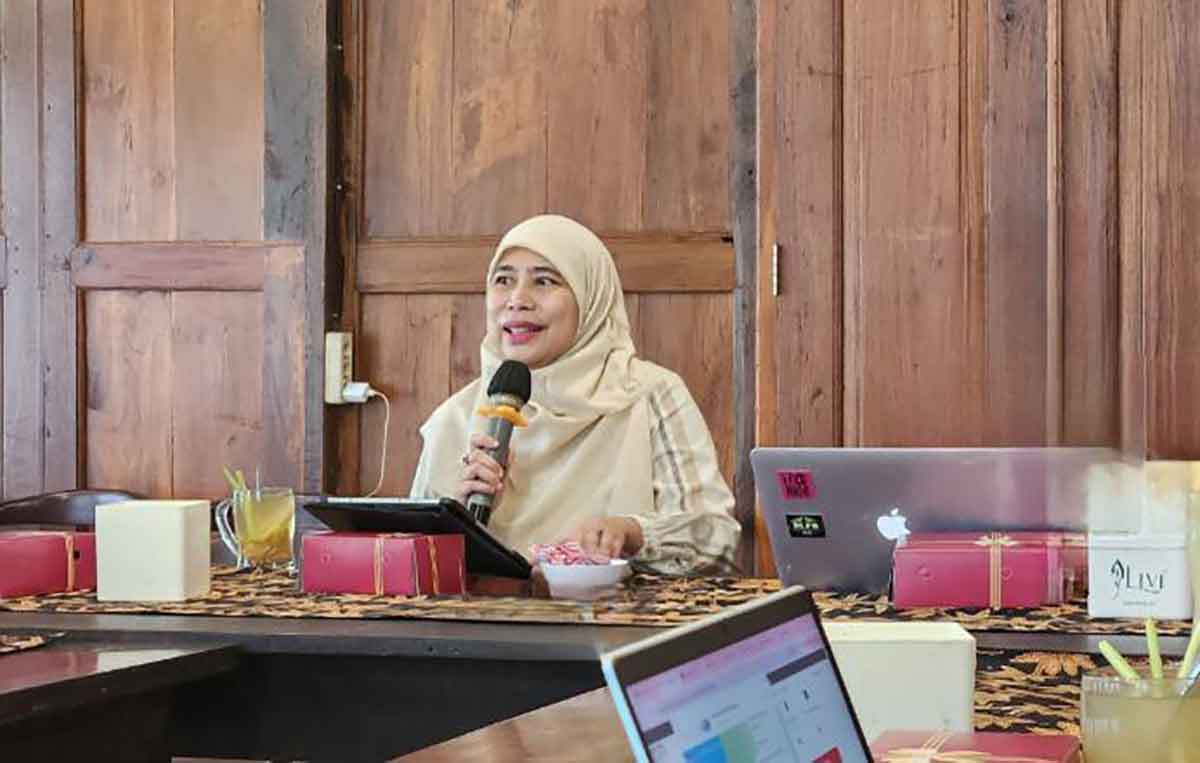 Kepala BPJS Kesehatan Kantor Cabang Kediri, Tutus Novita Dewi, saat memberi sambutan. Foto: Ist