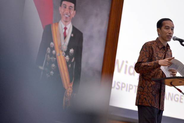 Jokowi saat memberikan sambutan dalam pembukaan Kongres Muslimat NU.
