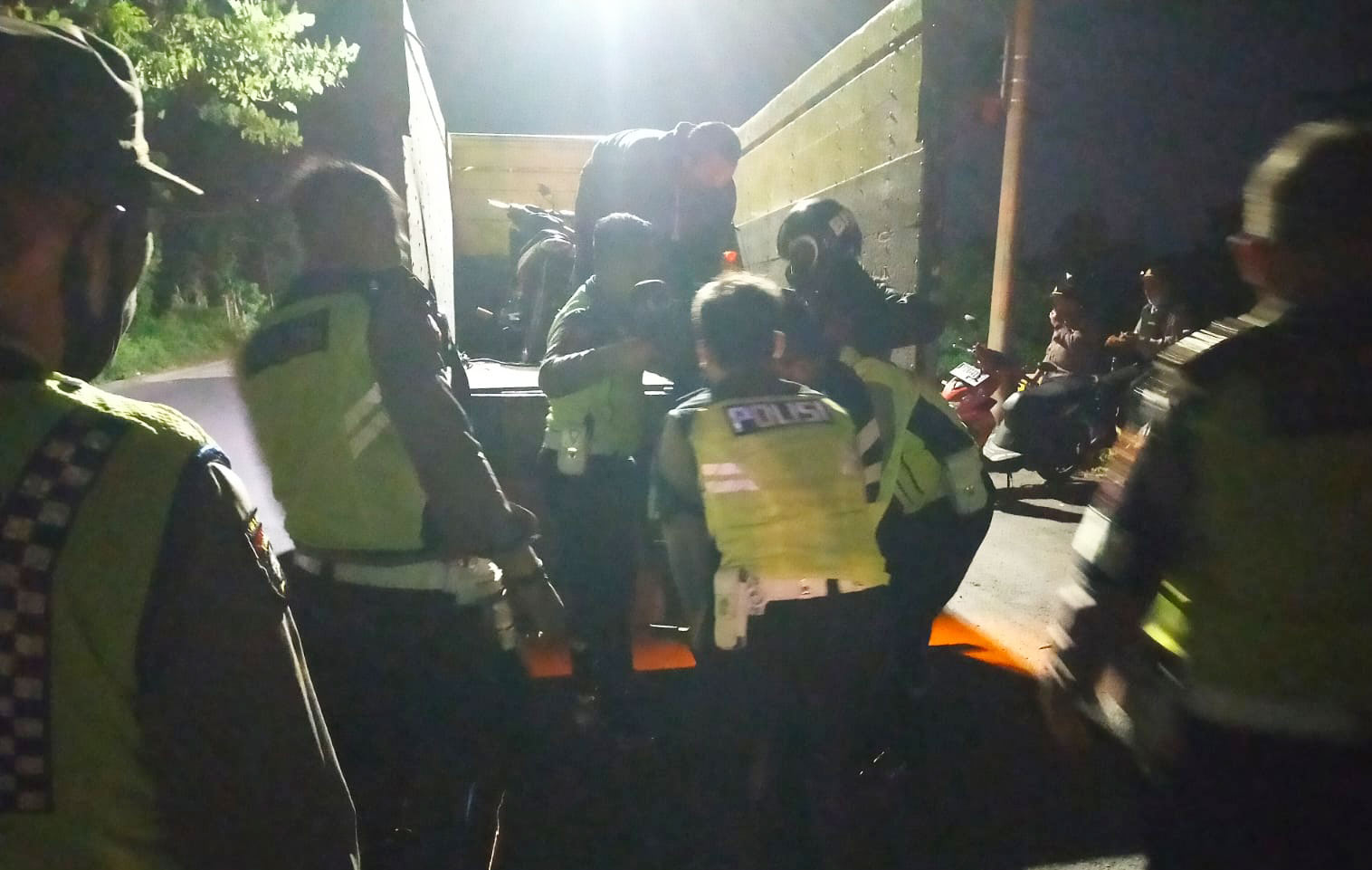 Razia Balap Liar di Kediri, Petugas Gabungan Amankan Puluhan Sepeda Motor